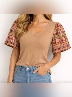 Anthropologie Dolan Boho Embroidered Puff Short Sleeve Top Tan small